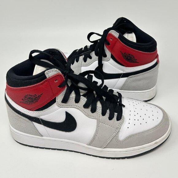 Nike Air Jordan 1 Retro 1 High OG Light Smoke Grey Youth Size 7Y - Picture 9 of 16